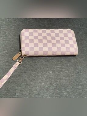 Pink Checkered Wristlet Wallet